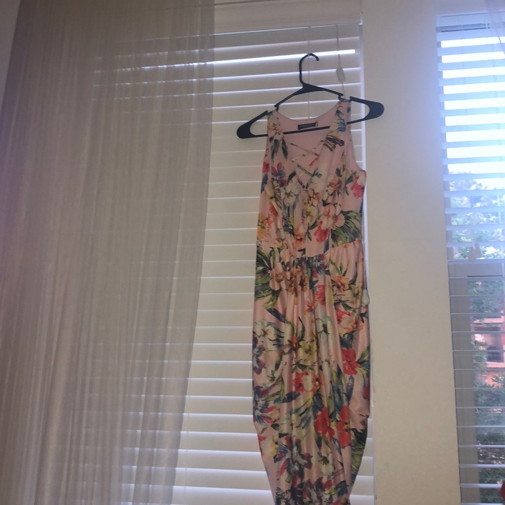 Woman’s floral print high-low dress